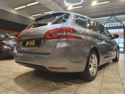Peugeot 308 S&S EAT6 SW Allure Argento usata Besenello