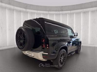 Land Rover Defender (2019) LAND ROVER 90 3.0D I6 200 CV AWD Auto SE Nero usata San Martino Siccomario