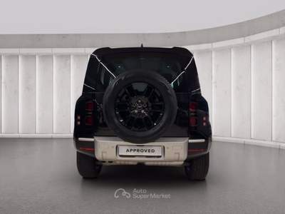 Land Rover Defender (2019) LAND ROVER 90 3.0D I6 200 CV AWD Auto SE Nero usata San Martino Siccomario