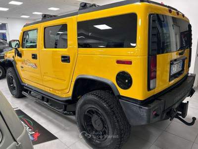 Hummer H2 6.0 V8 Luxury auto Giallo usata Foligno