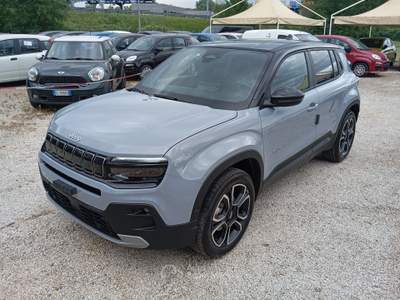 Jeep Avenger 110 CV MHEV Summit Grigio usata Ponzano Romano