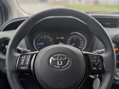 Toyota Yaris 5 porte Dynamic Bianco usata Mondovì