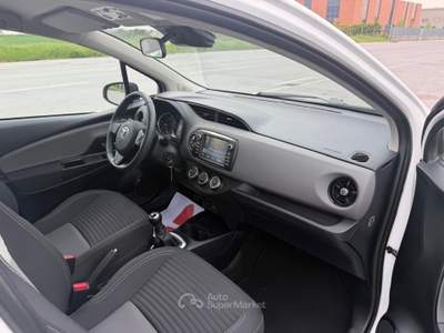 Toyota Yaris 5 porte Dynamic Bianco usata Mondovì