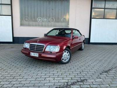 Mercedes-Benz Classe E E-Series E 200 cat Cabriolet usata Cazzago San Martino
