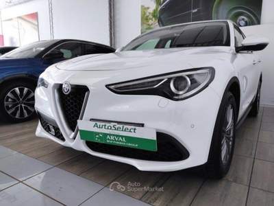 Alfa Romeo Stelvio  (autocarro) 2.2 turbodiesel 160 cv at8 rwd business Bianco usata LEGNANO