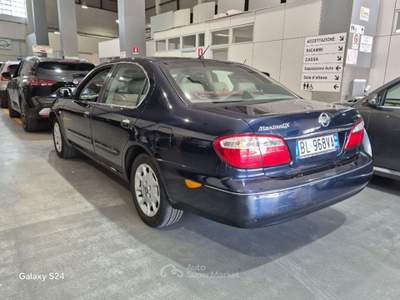 Nissan Maxima QX QX 2.0 V6 24V Blu/Azzurro usata Milano