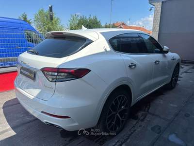 Maserati Levante 2.0 bz  330cv mhev gt automatica CERCHI 21 STUPENDA Bianco usata Nichelino