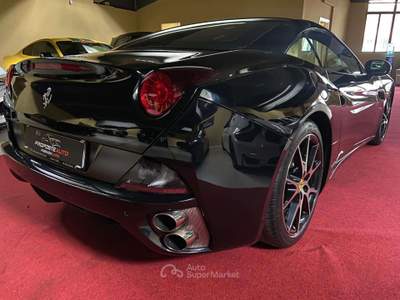 Ferrari California 4.3 DCT 460 CV UFFICIALE CRONOLOGIA TAGLIANDI STUPENDA Nero usata Nichelino
