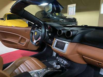 Ferrari California 4.3 DCT 460 CV UFFICIALE CRONOLOGIA TAGLIANDI STUPENDA Nero usata Nichelino