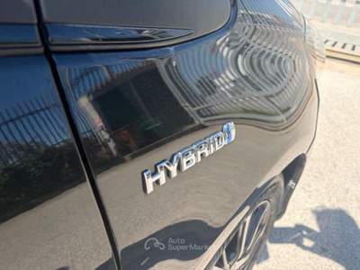 Toyota Yaris 1.5 Hybrid 5 porte Style Nero usata San Severo