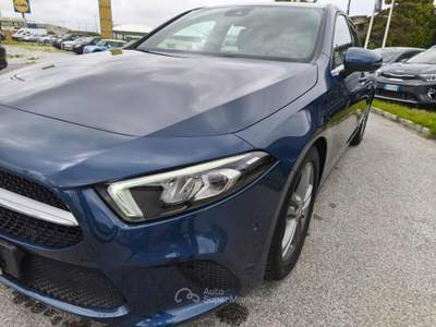 Mercedes-Benz Classe A d Automatic Sport Blu/Azzurro usata Milazzo