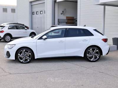 Audi A3 Sportback 2.0 (35) Tdi 150cv S-tr. S-line edition Bianco usata Civita Castellana