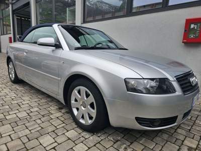 Audi A4 A4 Cabrio 2.5 V6 tdi 163cv multitronic  ASI Argento usata LECCO