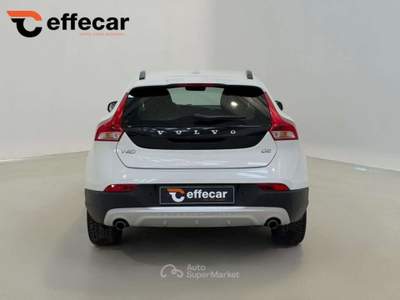 Volvo V40 Cross Country D2 Geartronic NEOPATENTATI Bianco usata Roncadelle