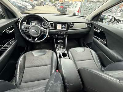 Kia Niro 1.6 gdi hev  dct my18 Nero usata Lallio