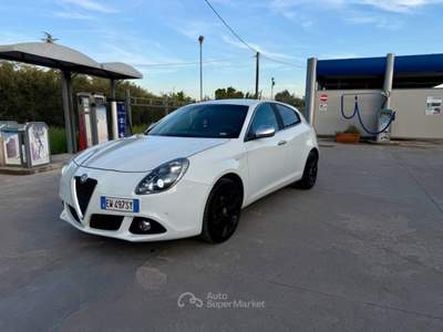Alfa Romeo Giulietta Distinctive Bianco usata San Salvo