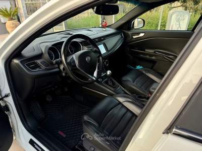 Alfa Romeo Giulietta Distinctive Bianco usata San Salvo