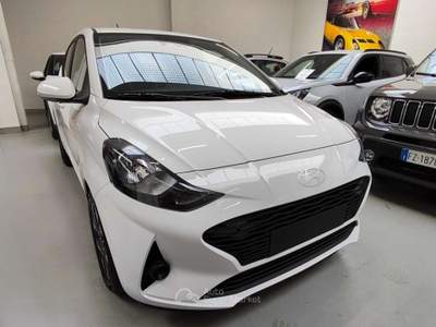 Hyundai i10 i10 1.0 mpi Connectline 63cv Bianco usata Torino