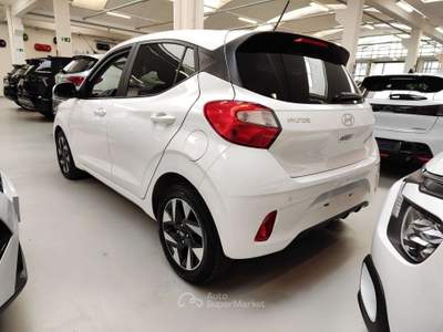 Hyundai i10 i10 1.0 mpi Connectline 63cv Bianco usata Torino