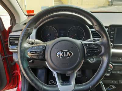 Kia Stonic 120 CV Style Rosso usata Vado Ligure