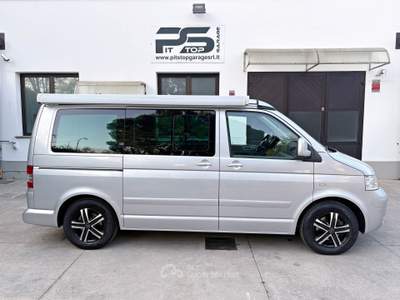 Volkswagen Caravelle T5 California 2.5 TDI 174cv 4Motion 4x4 - Camper Argento usata Seregno