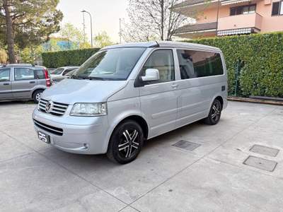 Volkswagen Caravelle T5 California 2.5 TDI 174cv 4Motion 4x4 - Camper Argento usata Seregno