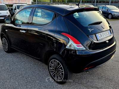 Lancia Ypsilon 5 porte S&S Hybrid Alberta Ferretti Nero usata Perugia