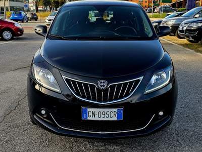 Lancia Ypsilon 5 porte S&S Hybrid Alberta Ferretti Nero usata Perugia