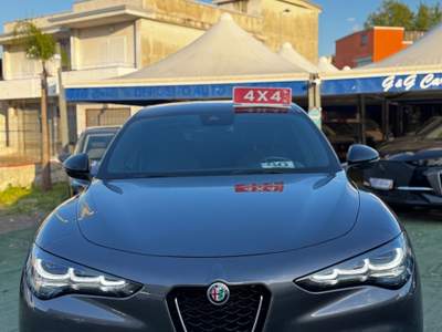 Alfa Romeo Stelvio AT8 Q4 Veloce Grigio usata SOMMA VESUVIANA