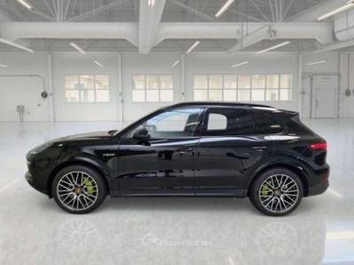 Porsche Cayenne Cayenne III 2018 3.0 e-hybrid tiptronic Nero usata Zola Predosa