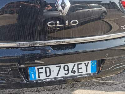 Renault Clio S&S 5P. Energy Duel 2016 Nero usata Barletta