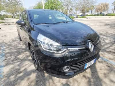 Renault Clio S&S 5P. Energy Duel 2016 Nero usata Barletta