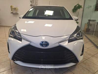 Toyota Yaris 5 porte Business Bianco usata Castel Gandolfo