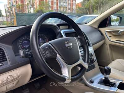 Volvo XC60 XC 60 D5 AWD Momentum Nero usata Bologna