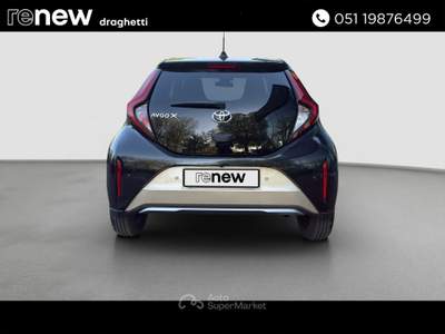 Toyota Aygo X 1.0 VVT-i 72 CV 5 porte Lounge Air S-CVT Beige usata Bologna