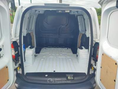 Ford Transit Courier Van Titanium Bianco usata Torino