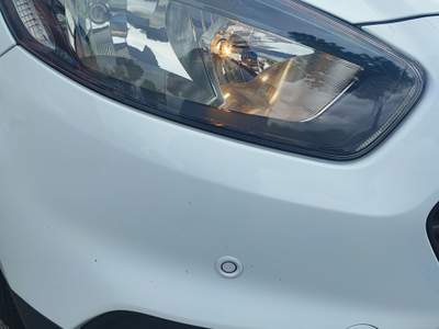 Ford Transit Courier Van Titanium Bianco usata Torino