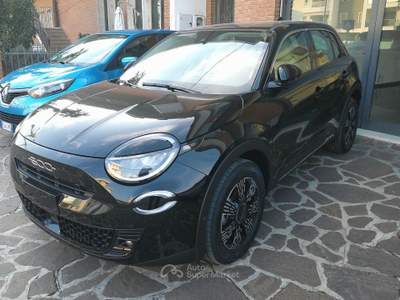 Fiat 600 1.2 hybrid 136 Pack Style e Confort  KM ZERO Nero usata Formigine