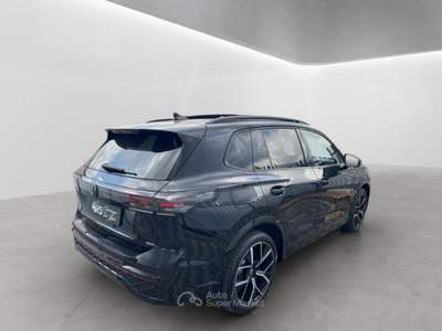 Volkswagen Tiguan Tiguan 2.0 TDI 150 CV DSG R-Line Plus Nero usata Montecatini-Terme