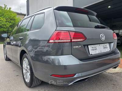 Volkswagen Golf 1.5 TGI DSG 5p. Trendline BlueMotion Tech. Grigio usata Città di Castello