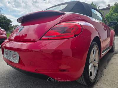 Volkswagen Maggiolino Cabrio 2.0 TDI Sport  6 marce FARI LED Rosso usata Città di Castello