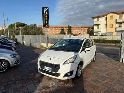 Peugeot 5008 7 posti Bianco usata Cascina
