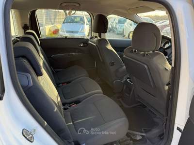 Peugeot 5008 7 posti Bianco usata Cascina
