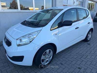 Kia Venga 1.4 CVVT Easy Bianco usata Strambino