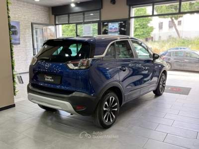 Opel Crossland Crossland 1.2 T. 110 CV S&S Elegance Blu/Azzurro usata Volla