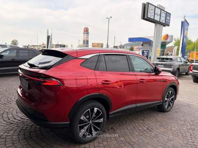 MG HS MG HS LUXURY HEW 1,5 T BENZINA IBRIDA Rosso usata Pian Camuno