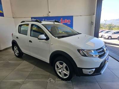 Dacia Sandero Stepway 1.5 dCi 8V 90CV Start&Stop Prestige Bianco usata ADRANO