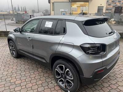 Jeep Avenger HYBRID E-DCT6 MHEV MOD SUMMIT+WINTER PCK Nero usata Provaglio d'Iseo