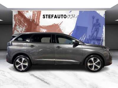 Peugeot 5008 II 2021 -  1.5 bluehdi Allure Pack s&s 130cv eat8 Grigio usata Bologna