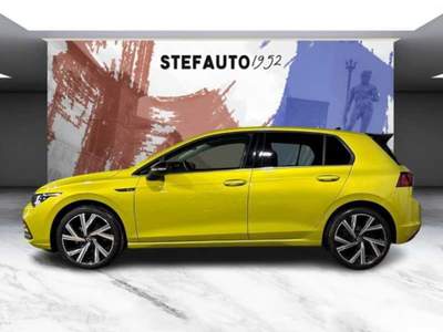 Volkswagen Golf VIII 2020 -  1.5 etsi evo Style 130cv dsg Giallo usata Bologna
